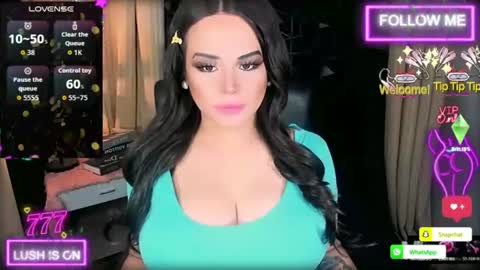 Snapshot of xhugeharleyselfsuckerx chatting on 14, 7, 2026 xHUGECOCKTILLCUMX online show from 14, 7, 2026