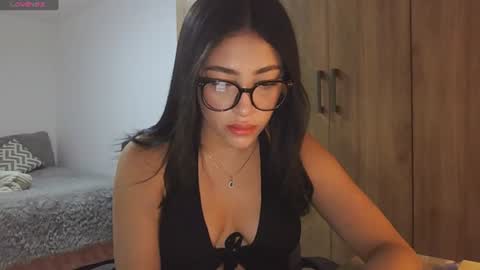 Snapshot of ximen_foxy chatting on 4, 7, 2026 Ximena Foxy online show from 4, 7, 2026