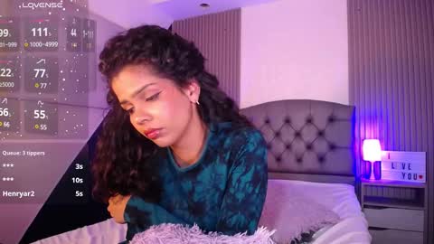 Snapshot of ximenaa_diaz chatting on 26, 2, 2025 Mia Vega online show from 26, 2, 2025