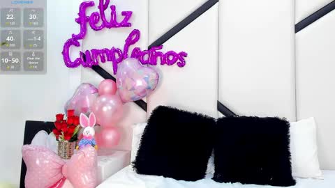 ximenacosta online show from 8, 4, 2026