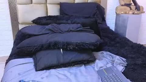 ximena online show from 1, 2, 2025