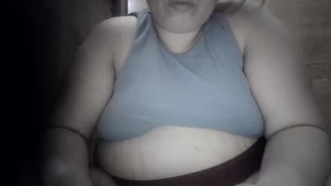Snapshot of xjuicytits chatting on 28, 4, 2026 xjuicytits online show from 28, 4, 2026