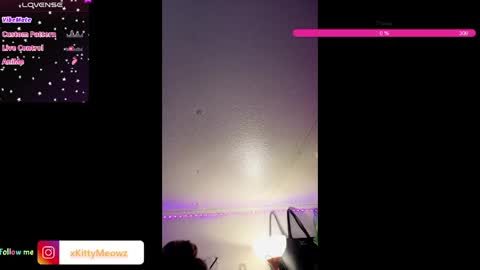 Snapshot of xkittymeowz chatting on 28, 5, 2026 xkittymeowz online show from 28, 5, 2026