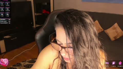 Lara online show from 23, 12, 2024