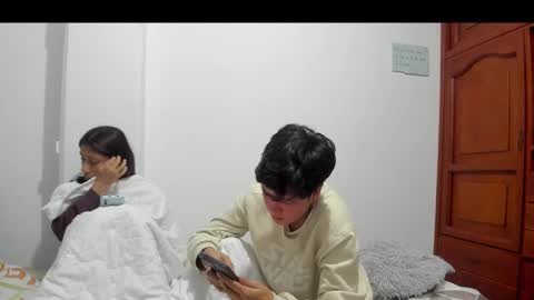 Snapshot of xlatin_girlssx chatting on 22, 12, 2024 We are Lana. the one with short hair and vanessa girl with long hair online show from 22, 12, 2024