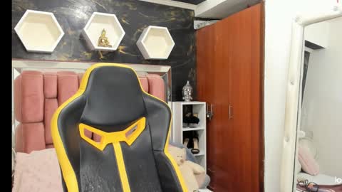 Ximena online show from 1, 2, 2025