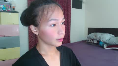 Snapshot of xlovely_destinyx chatting on 8, 12, 2024 Alice online show from 8, 12, 2024