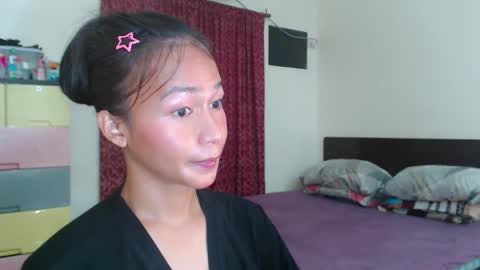 Snapshot of xlovely_destinyx chatting on 11, 2, 2025 Alice online show from 11, 2, 2025