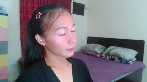 Snapshot of xlovely_destinyx chatting on 13, 2, 2025 Alice online show from 13, 2, 2025