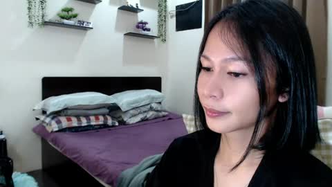 Snapshot of xlovely_destinyx chatting on 28, 7, 2026 Alice online show from 28, 7, 2026