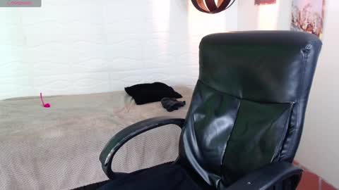 lunna online show from 6, 1, 2025