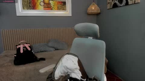 lunna online show from 4, 10, 2025