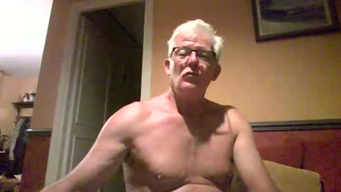 Snapshot of xmaeg3 chatting on 9, 9, 2025 xmaeg3 online show from 9, 9, 2025