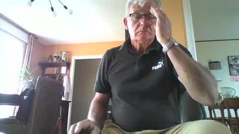 Snapshot of xmaeg3 chatting on 10, 9, 2025 xmaeg3 online show from 10, 9, 2025