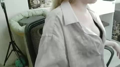 xMilagrosxs online show from 25, 3, 2026