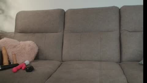 Cherry online show from 11, 10, 2025