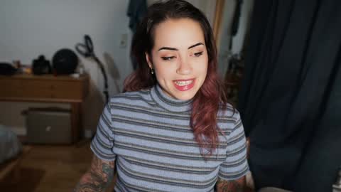 Snapshot of xoxoprune chatting on 8, 1, 2025 Prune online show from 8, 1, 2025