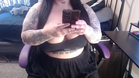 xorileyschembri online show from 26, 1, 2025