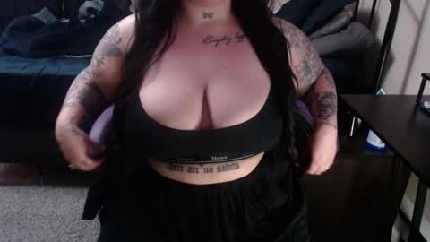 xorileyschembri online show from 15, 2, 2025