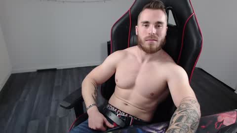 Snapshot of xtrakil chatting on 2, 1, 2025 xtrakil online show from 2, 1, 2025
