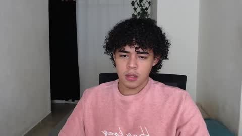 Snapshot of xtranherr chatting on 5, 1, 2025 xtranherr online show from 5, 1, 2025