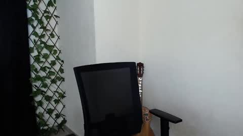 Snapshot of xtranherr chatting on 9, 3, 2025 xtranherr online show from 9, 3, 2025