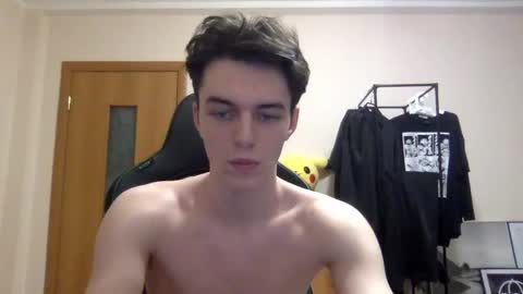 Snapshot of xtraqqq chatting on 11, 2, 2025 traqqq online show from 11, 2, 2025