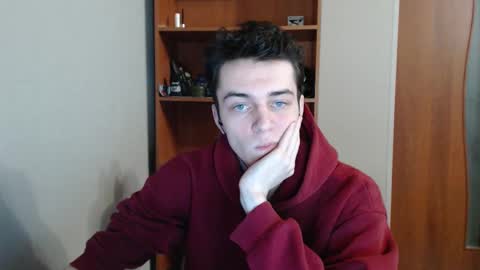 Snapshot of xtraqqq chatting on 10, 9, 2025 traqqq online show from 10, 9, 2025