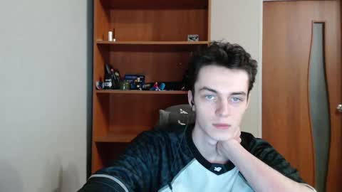 Snapshot of xtraqqq chatting on 11, 9, 2025 traqqq online show from 11, 9, 2025