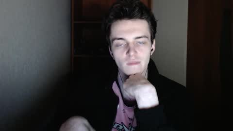 Snapshot of xtraqqq chatting on 8, 10, 2025 traqqq online show from 8, 10, 2025