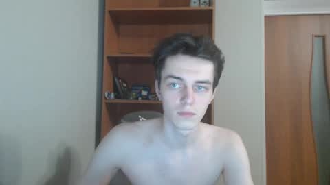 Snapshot of xtraqqq chatting on 10, 10, 2025 traqqq online show from 10, 10, 2025