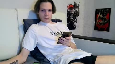 xWannalove online show from 28, 11, 2025