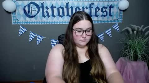 Snapshot of xx_daniella_xx chatting on 10, 10, 2025 xx daniella xx online show from 10, 10, 2025