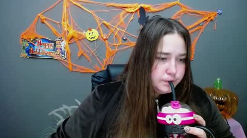 Snapshot of xx_daniella_xx chatting on 27, 10, 2025 xx daniella xx online show from 27, 10, 2025