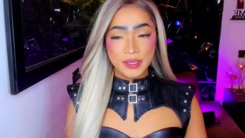 xxasian_goddessxx online show from 4, 4, 2026
