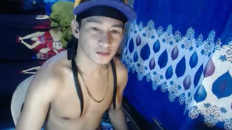 Snapshot of xxdamon_fuckerxx chatting on 14, 11, 2025 Damon online show from 14, 11, 2025