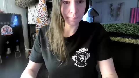 Snapshot of xxdana chatting on 18, 1, 2025 Deezy online show from 18, 1, 2025