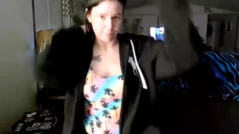 Snapshot of xxdana chatting on 5, 3, 2025 Deezy online show from 5, 3, 2025