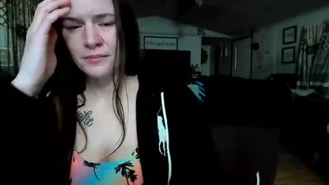 Snapshot of xxdana chatting on 6, 3, 2025 Deezy online show from 6, 3, 2025