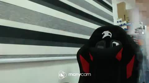Snapshot of xxmonsterbigcockxx chatting on 18, 1, 2025 Kaycee online show from 18, 1, 2025