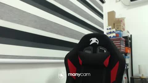 Snapshot of xxmonsterbigcockxx chatting on 26, 1, 2025 Kaycee online show from 26, 1, 2025