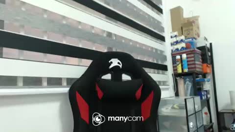 Snapshot of xxmonsterbigcockxx chatting on 5, 2, 2025 Kaycee online show from 5, 2, 2025