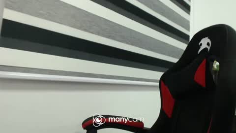 Snapshot of xxmonsterbigcockxx chatting on 4, 3, 2025 Kaycee online show from 4, 3, 2025