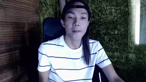 Snapshot of xxskinny_alonzoxx chatting on 19, 1, 2025 Ali online show from 19, 1, 2025