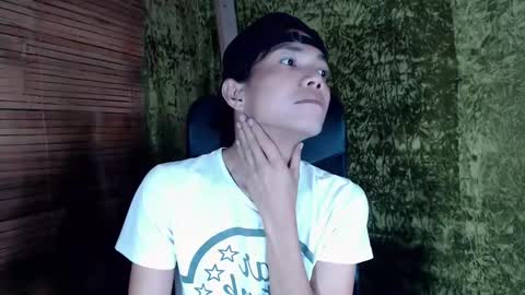 Snapshot of xxskinny_alonzoxx chatting on 31, 1, 2025 Ali online show from 31, 1, 2025