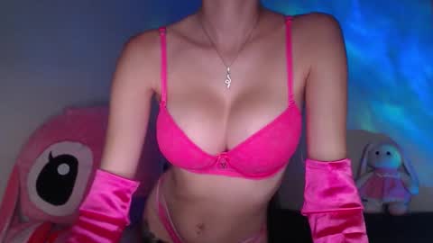 Snapshot of xxx_barbie_ chatting on 2, 11, 2025 Kath online show from 2, 11, 2025