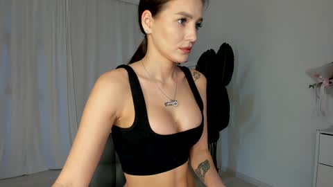 Snapshot of xxx_leila chatting on 7, 3, 2025 xxx_leila online show from 7, 3, 2025