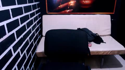 Chiara online show from 28, 2, 2025