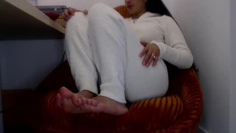 Snapshot of xxxbellalola chatting on 20, 2, 2025 Lola online show from 20, 2, 2025