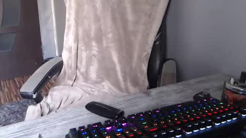 xxxdonpuiuuxxx online show from 15, 11, 2025